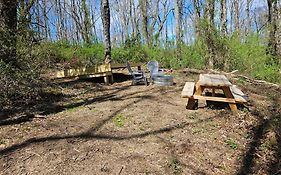 Cardinal Cove Campsite At Hocking Vacations - Tent Not Included