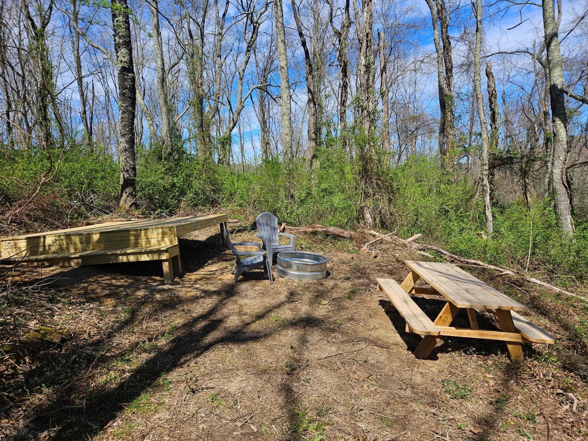Cardinal Cove Campsite At Hocking Vacations - Tent Not Included Logan Exterior photo